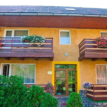 Casa Πανσιόν 3*
